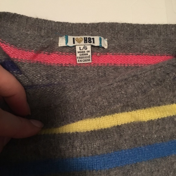 Cute Transitional Sweater - Picture 3 of 3